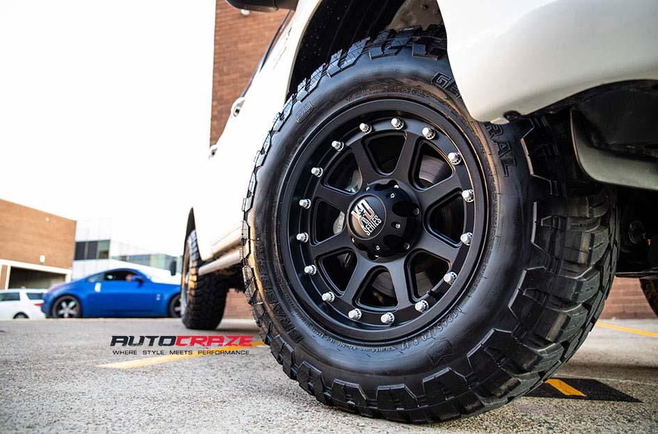TOYOTA HILUX N80 4WD ADDICT MATTE BLACK