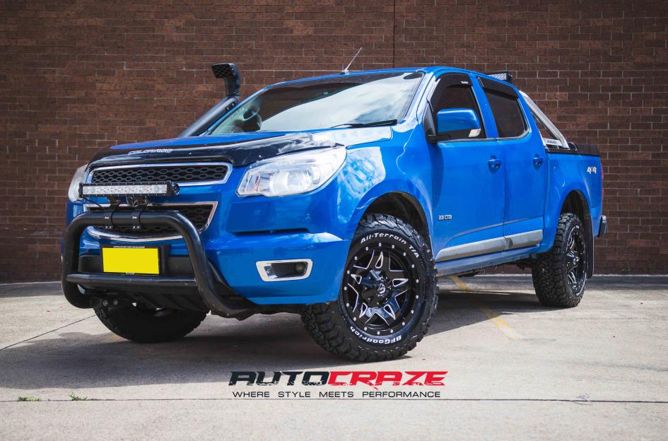 HOLDEN COLORADO FULL BLOWN GLOSS BLACK MILLED ACCENTS