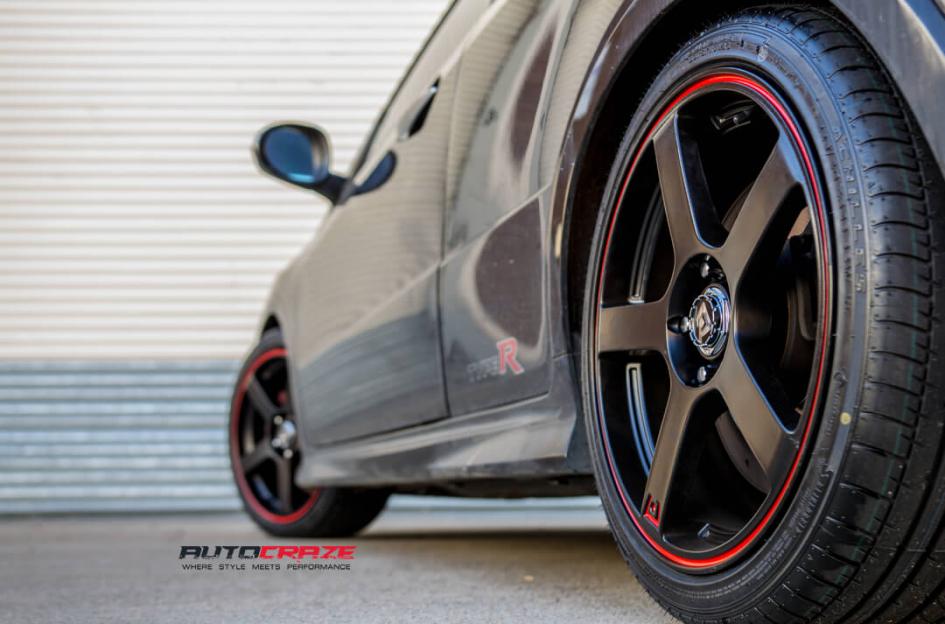HONDA CIVIC 5 STUD MR116 MATTE BLACK RED EDGE