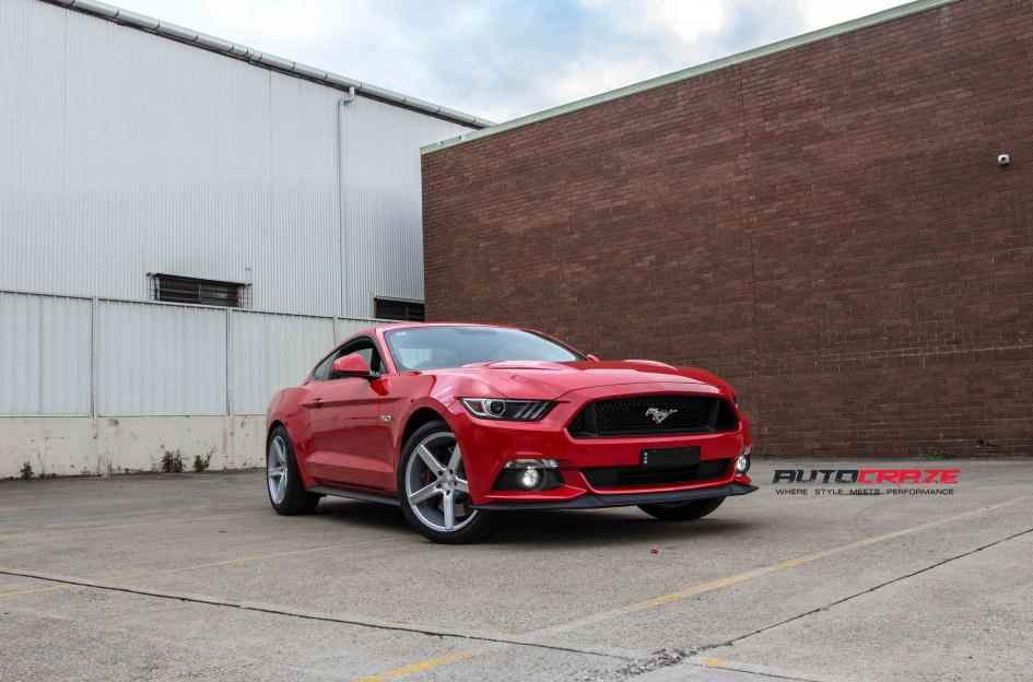 FORD MUSTANG MILAN SILVER MACHINED FACE 4