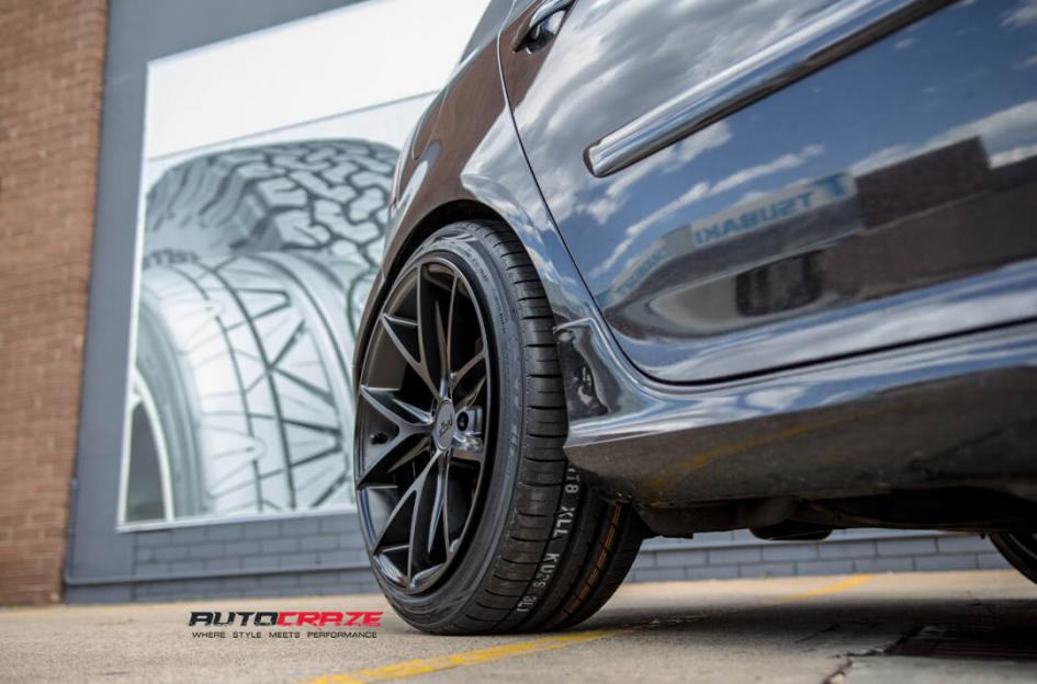 VOLKSWAGEN GOLF MISANO MATTE BLACK