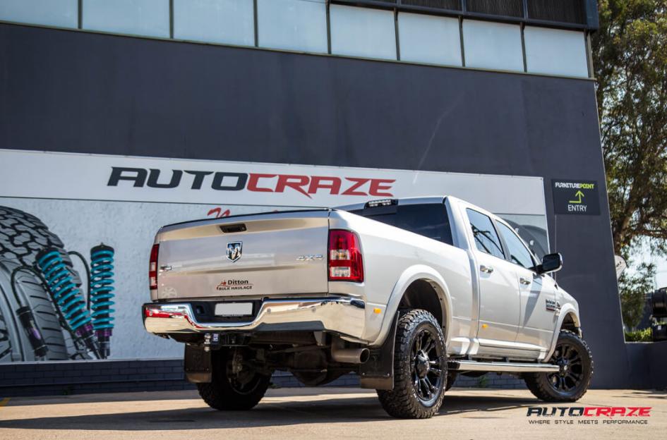 DODGE-RAM-VAPOR-MATTE-BLACK