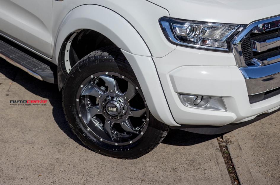 FORD RANGER GD01 GRAPHITE MILLED ACCENTS WITH CHROME INSERTS