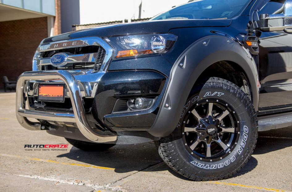FORD RANGER MO970 GLOSS BLACK MACHINED FACE