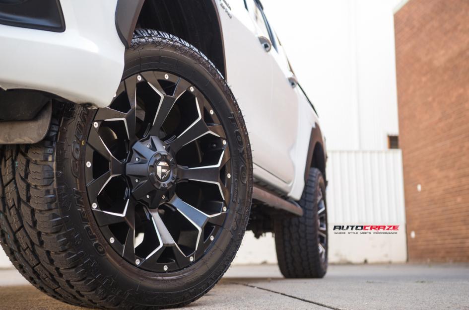 TOYOTA HILUX N80 4WD ASSAULT GLOSS BLACK MILLED ACCENTS