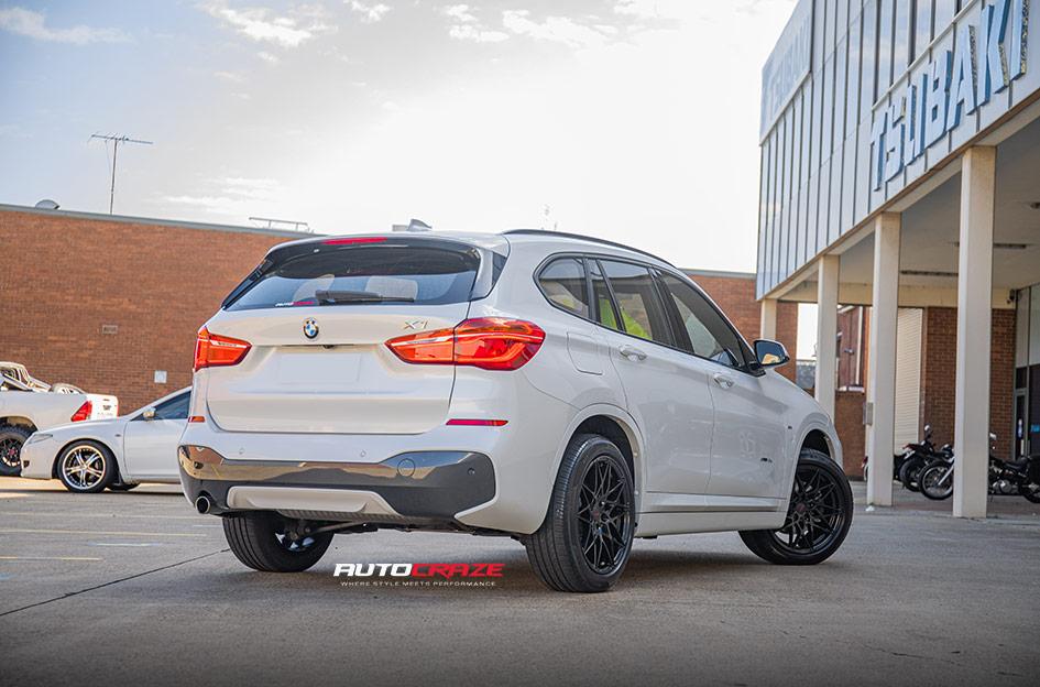 BMW-X1-ZR1-GLOSS-BLACK