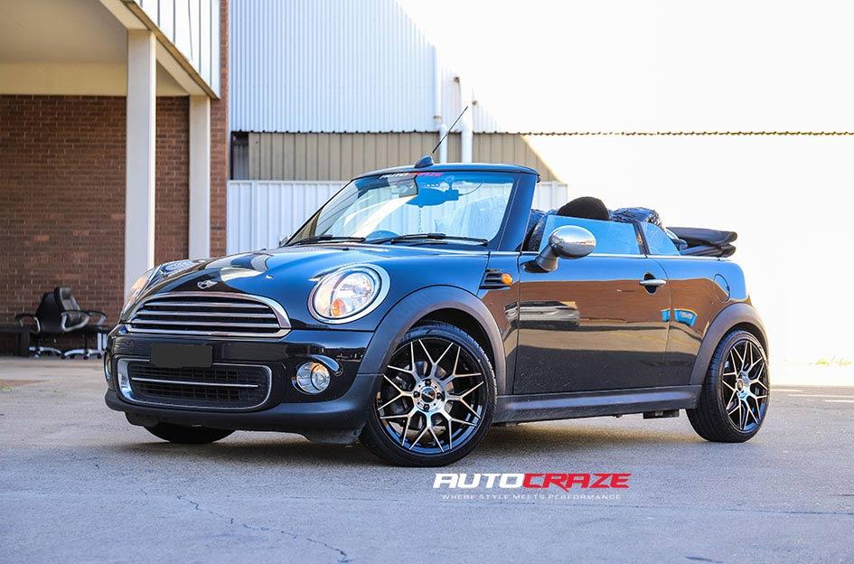 MINI-MINI-COOPER-PODIUM-PIANO-BLACK-MACHINED