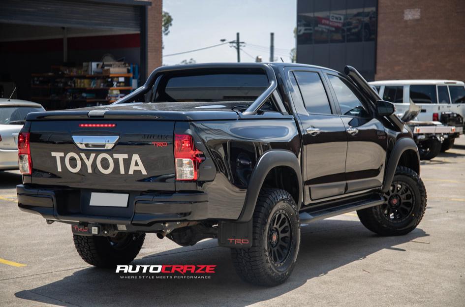 TOYOTA HILUX N80 4WD VICTIM MATTE BLACK
