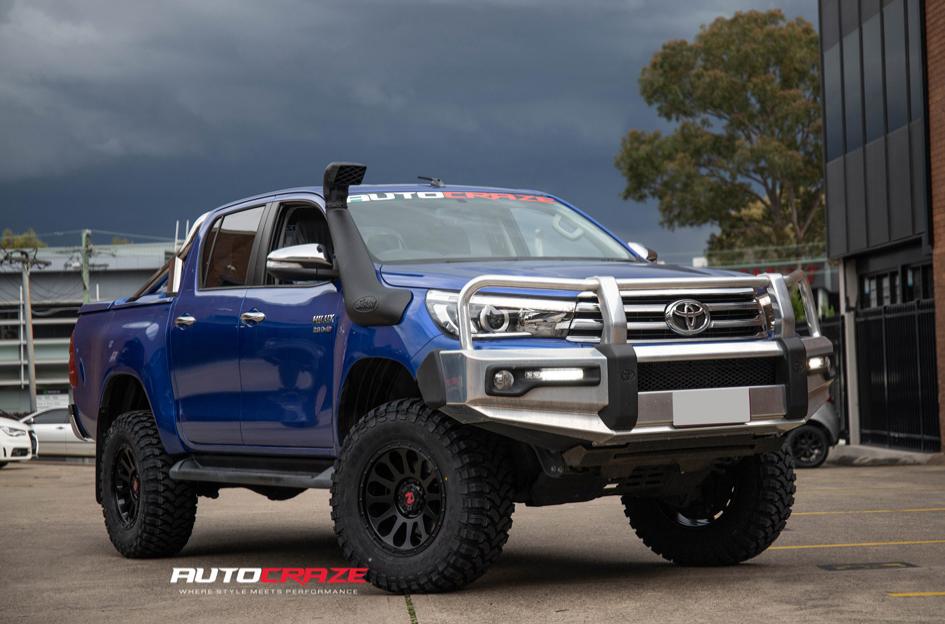 TOYOTA HILUX N80 4WD VICTIM MATTE BLACK