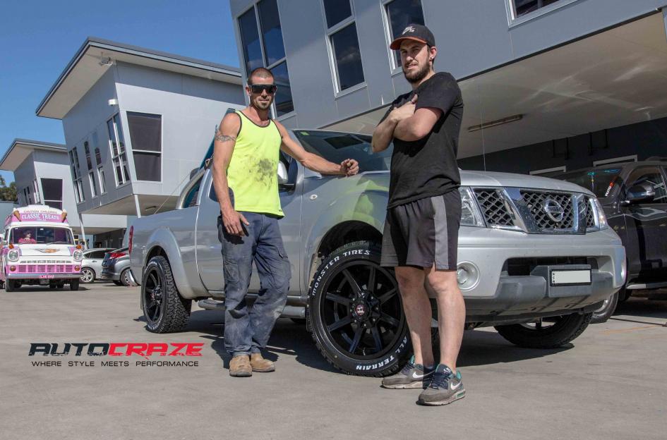 NISSAN NAVARA RAZORBACK FLAT BLACK