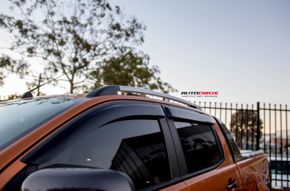 FORD-RANGER-ZEUS-09-GLOSS-BLACK-MILLED-ACCENTS