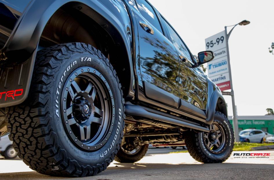 TOYOTA HILUX N80 4WD ANZA MATTE ANTHRACITE WITH BLACK RING