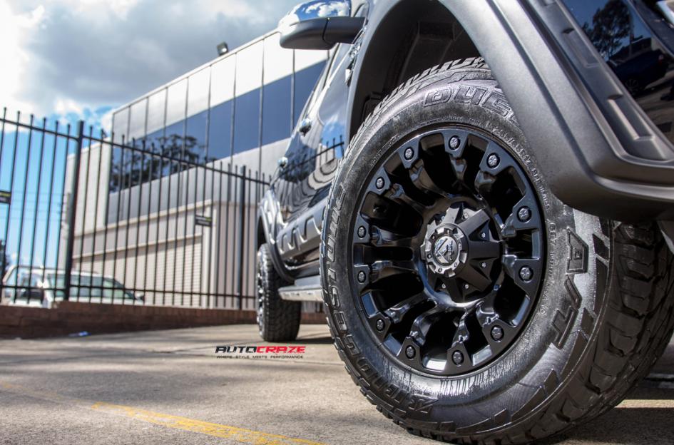 FORD-RANGER-VAPOR-MATTE-BLACK