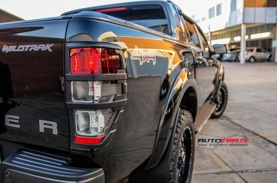 FORD RANGER GD03 GLOSS BLACK MILLED ACCENTS