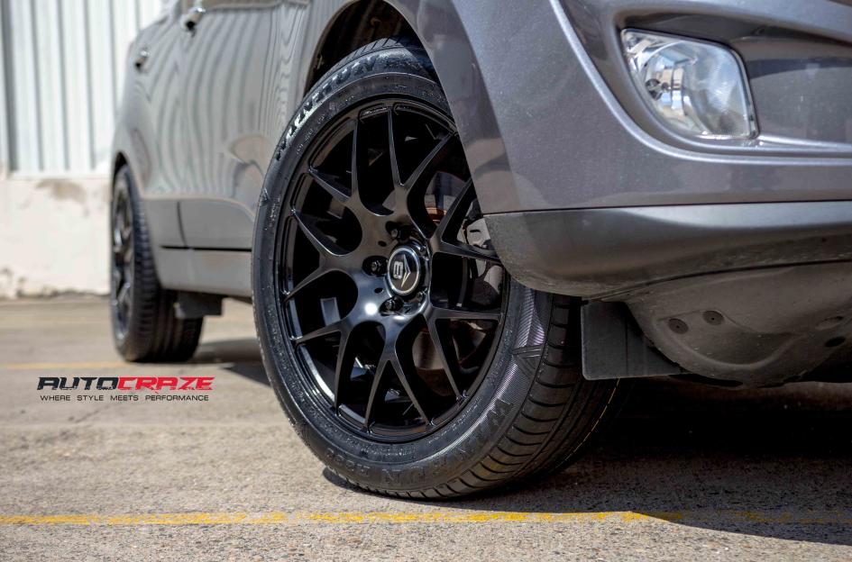 HYUNDAI IX35 M SPEC MATTE BLACK
