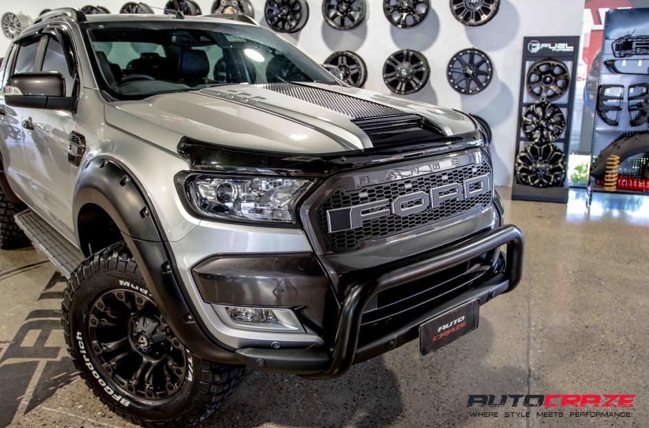 FORD-RANGER-VAPOR-BLACK-MACHINED-WITH-DARK-TINT