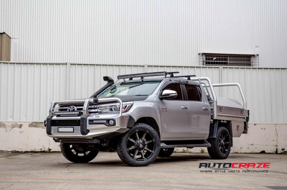 TOYOTA HILUX N80 4WD COUPLER BLACK MACHINED WITH DARK TINT