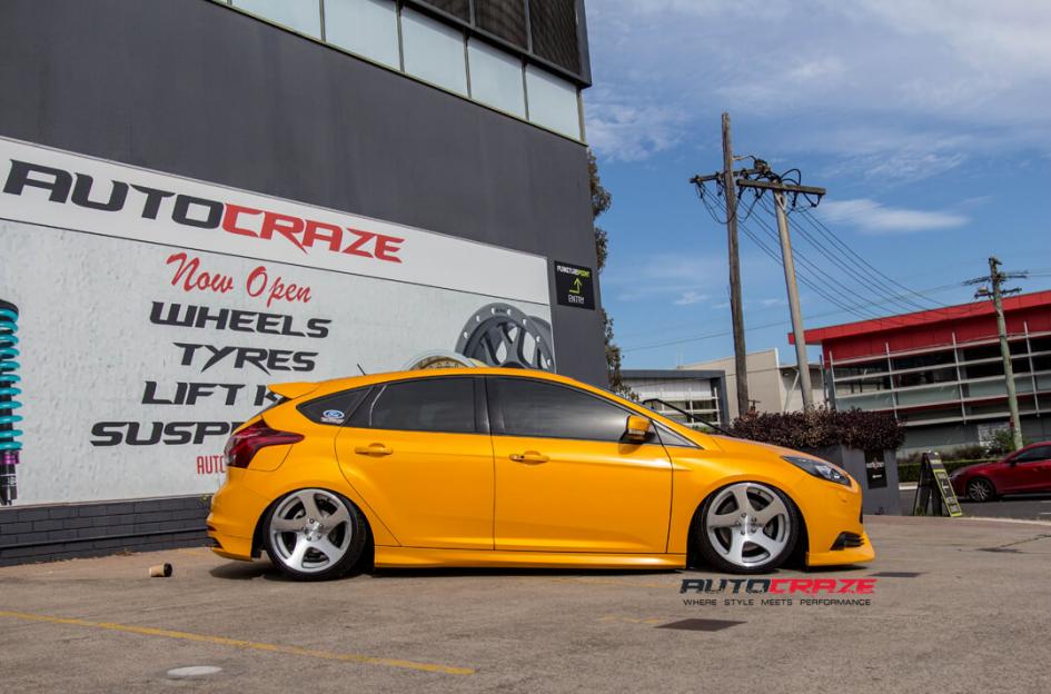 FORD FOCUS  5 STUD  TMB SILVER MACHINED FACE