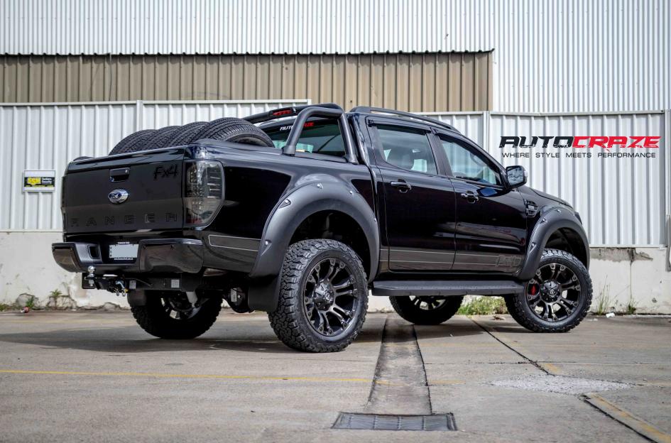 FORD-RANGER-VAPOR-BLACK-MACHINED-WITH-DARK-TINT