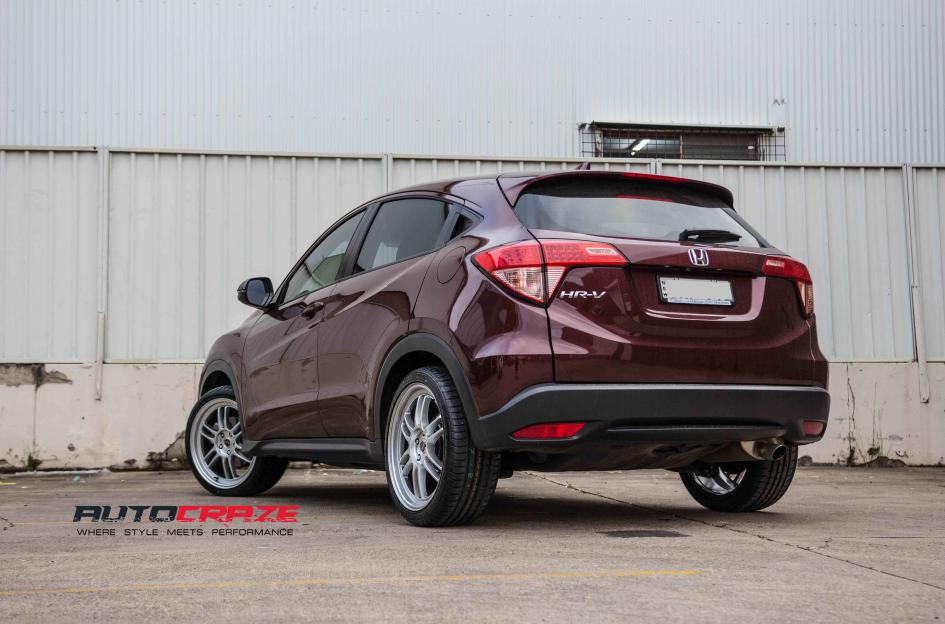 HONDA-HRV-PEAK-HYPER-SILVER