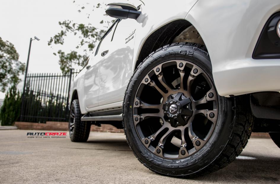 TOYOTA HILUX N80 4WD VAPOR BLACK MACHINED WITH DARK TINT