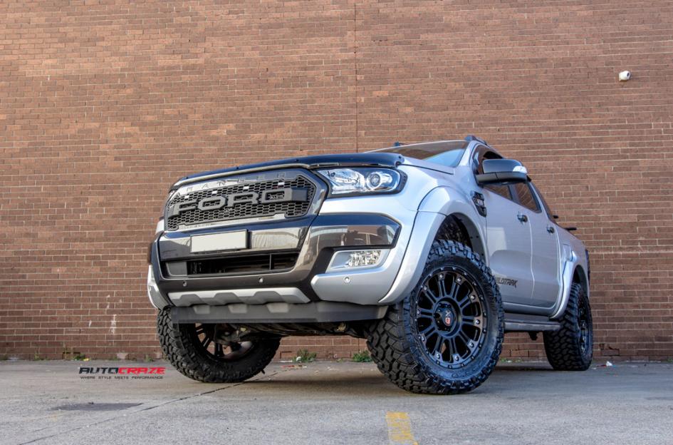 FORD RANGER HOSS XD II SATIN BLACK DARK TINT