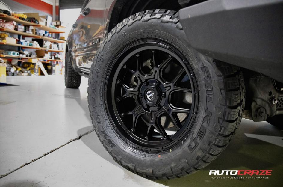 DODGE-RAM-TECH-MATTE-BLACK