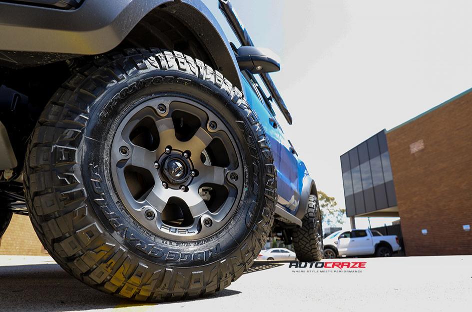 FORD RANGER RAPTOR BEAST BLACK MACHINED WITH DARK TINT