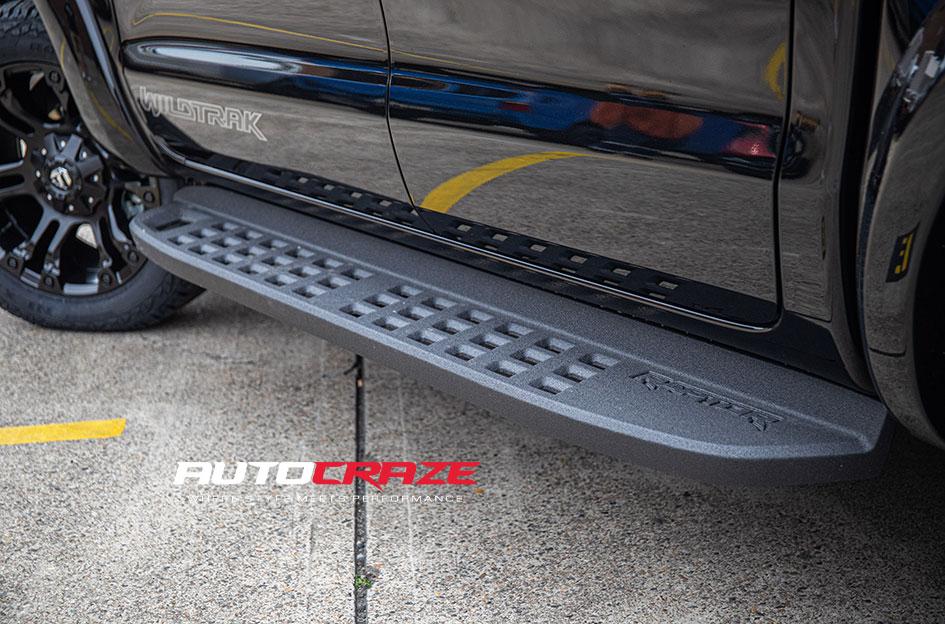 FORD-RANGER-VAPOR-MATTE-BLACK