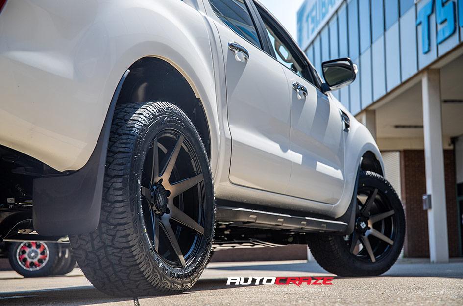 FORD RANGER AVALANCHE MACHINED FACE MATTE BLACK DARK TINT