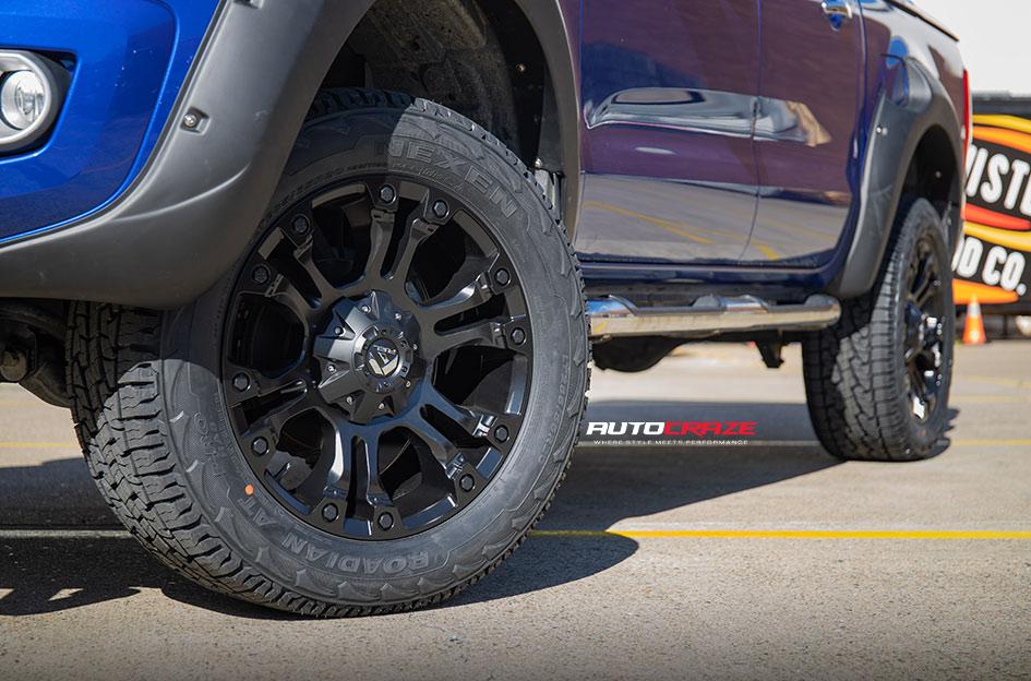 FORD-RANGER-VAPOR-MATTE-BLACK