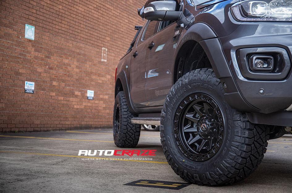 FORD RANGER COVERT MATTE BLACK