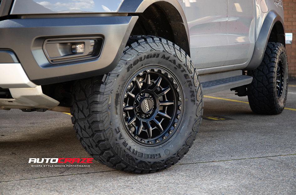 FORD RANGER RAPTOR CARNAGE SATIN BLACK GRAY TINT