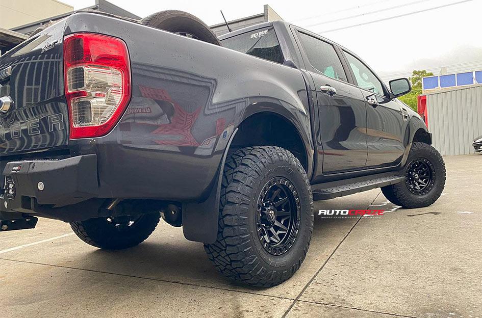 FORD RANGER COVERT MATTE BLACK