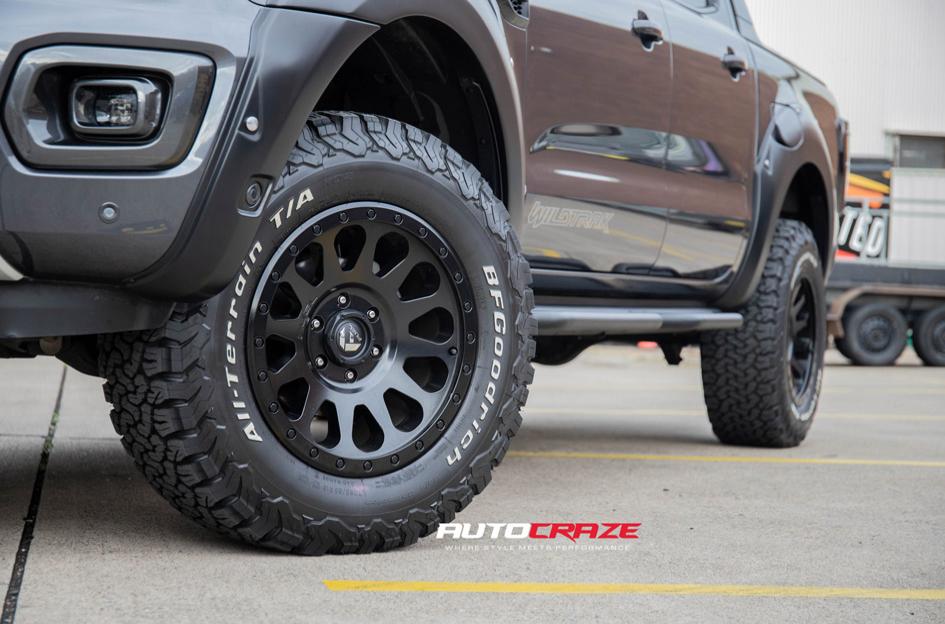 FORD-RANGER-VECTOR-MATTE-BLACK