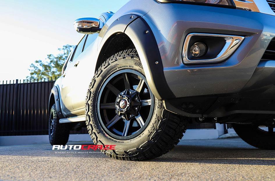 NISSAN NAVARA RAZORBACK FLAT BLACK