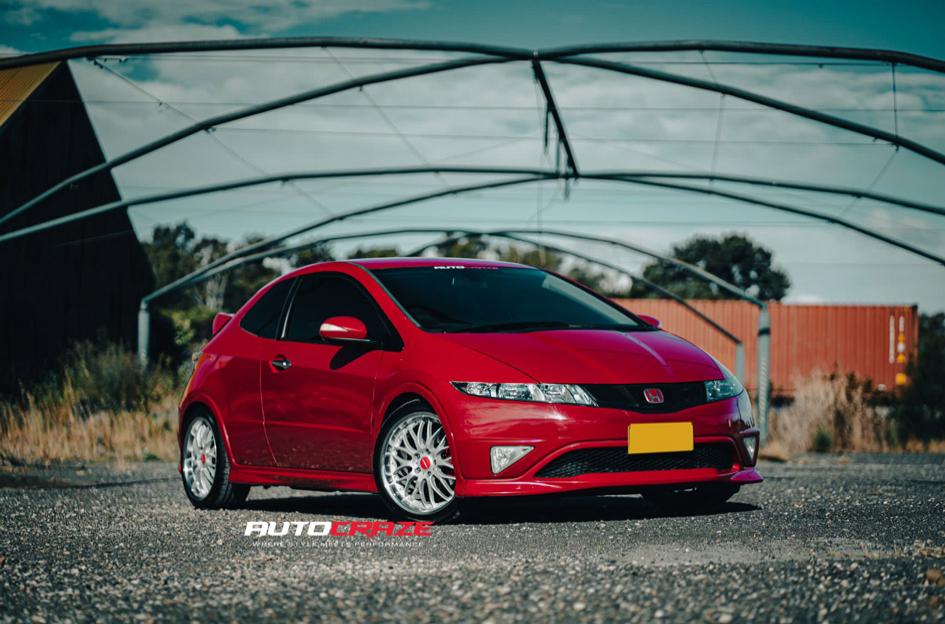 HONDA-CIVIC-ZR2-HYPER-SILVER