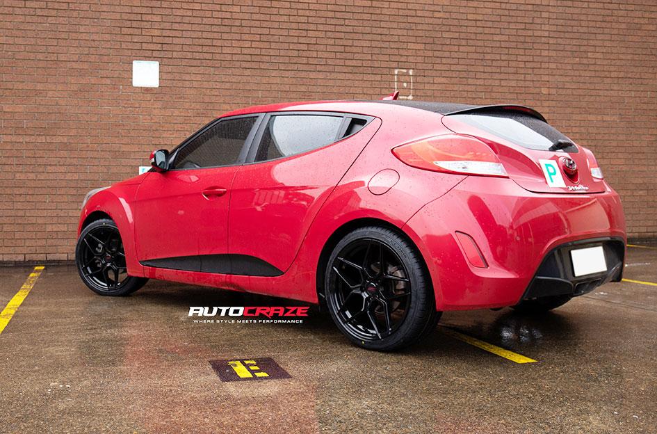 HYUNDAI VELOSTER DOMINATE MATTE BLACK