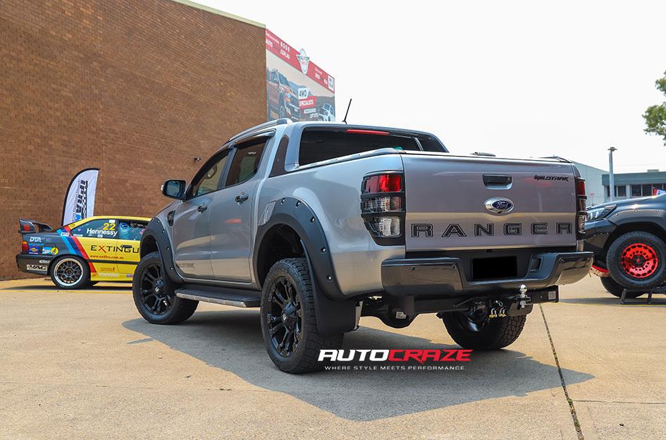 FORD-RANGER-VAPOR-MATTE-BLACK