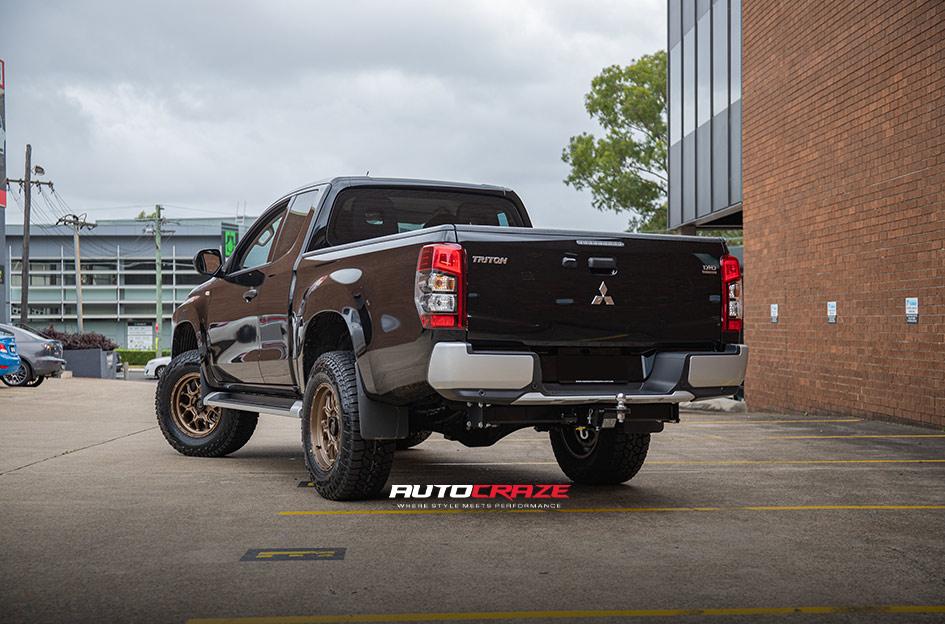 MITSUBISHI TRITON TECH BRONZE