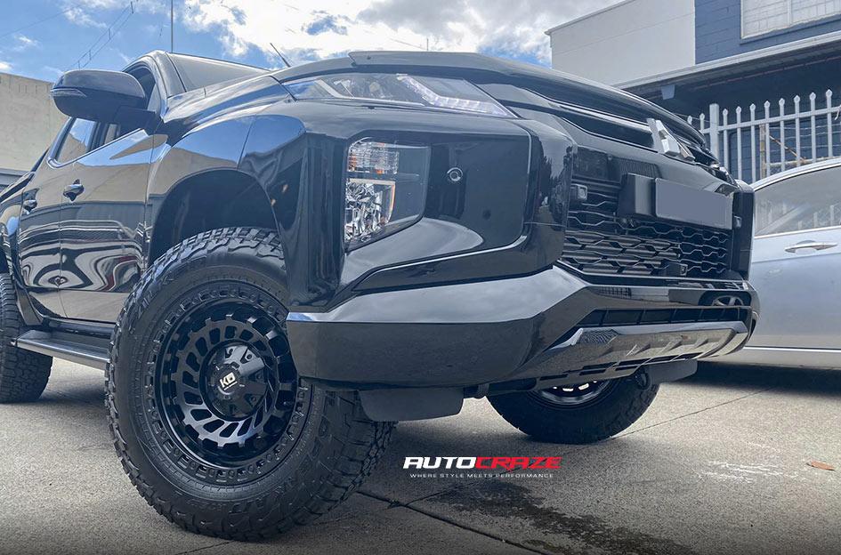 MITSUBISHI TRITON ZOMBIE SATIN BLACK