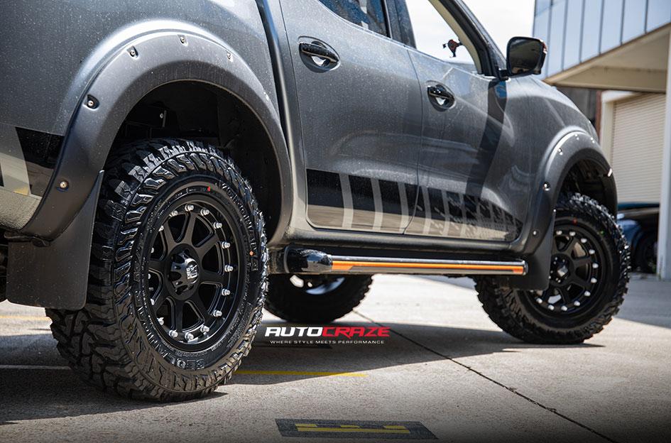 NISSAN NAVARA ADDICT MATTE BLACK