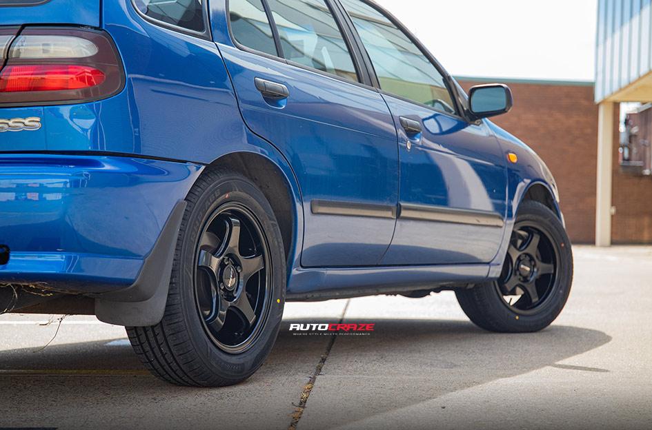 NISSAN PULSAR  5 STUD  VILLAIN SATIN BLACK