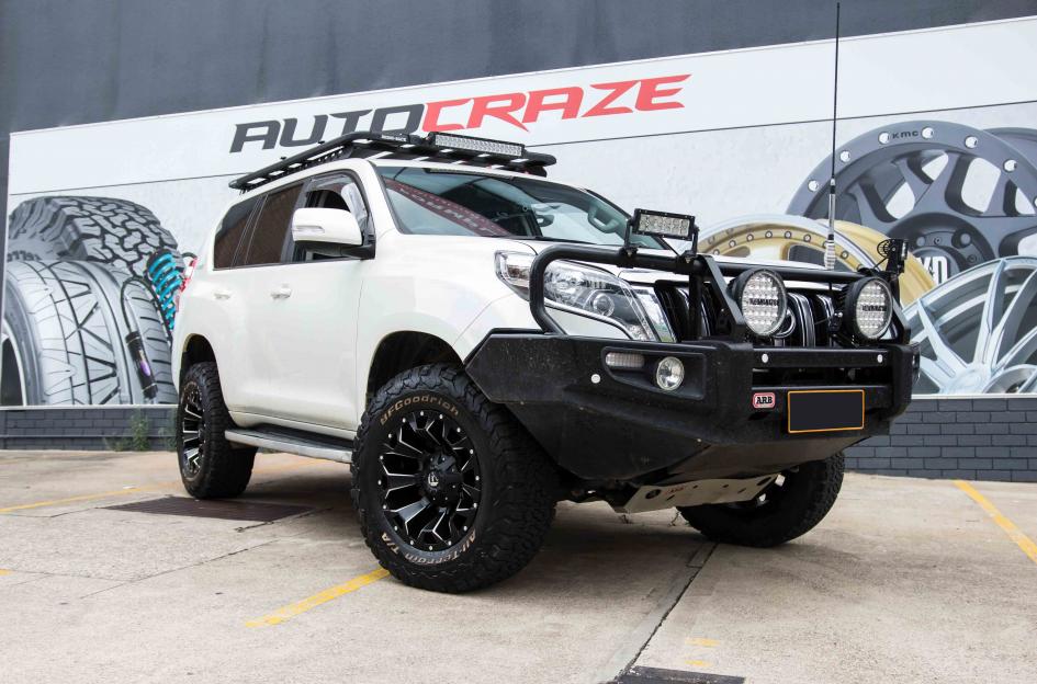 TOYOTA-PRADO-ASSAULT-GLOSS-BLACK-MILLED-ACCENTS