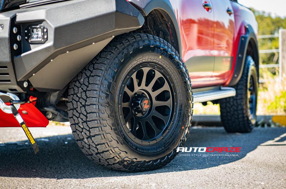 NISSAN-NAVARA-VICTIM-MATTE-BLACK