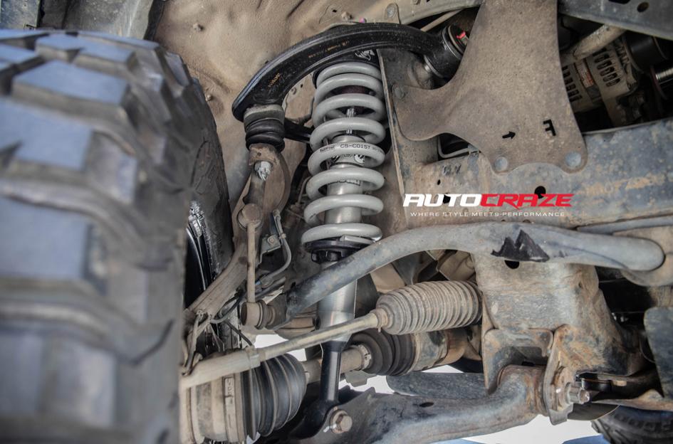 TOYOTA HILUX N70 4WD D HOLE BLACK