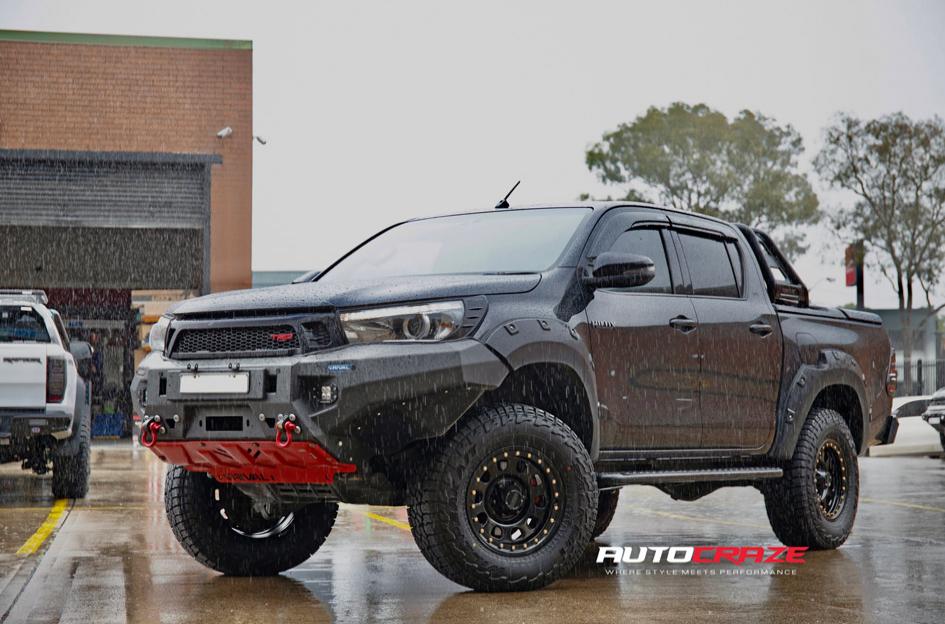 TOYOTA HILUX N80 4WD D LOCKER BLACK
