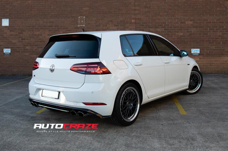 VOLKSWAGEN-GOLF-INTERLAGOS-GUN-METAL-POLISHED-LIP