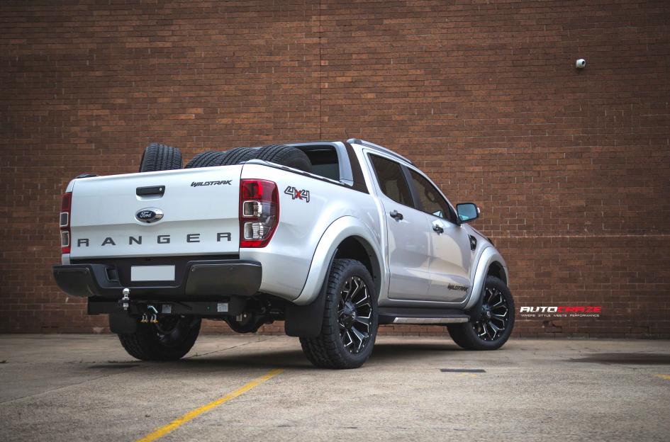 FORD RANGER ASSAULT GLOSS BLACK MILLED ACCENTS