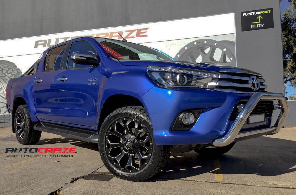 TOYOTA HILUX N80 4WD ASSAULT GLOSS BLACK MILLED ACCENTS 3